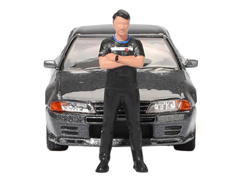 Nissan Skyline GT-R (R32) RHD (Right Hand Drive) Gunmetal Gray Metallic with Tsugio Matsuda Figure Limited Edition 1/64 Diecast Model Car by Mini GT-2