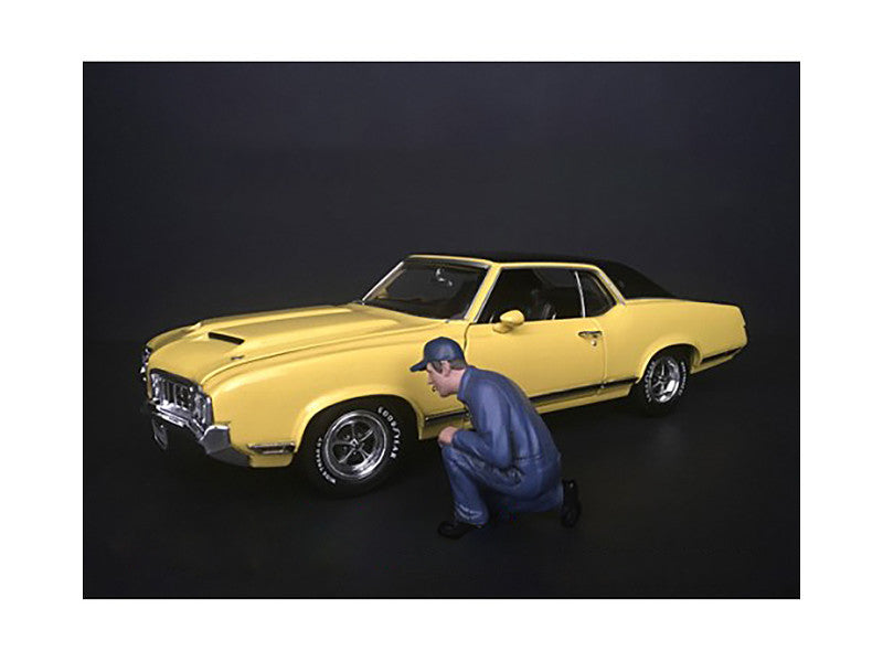 Mechanic Juan with Lug Wrench Figurine for 1/24 Scale Models by American Diorama-1