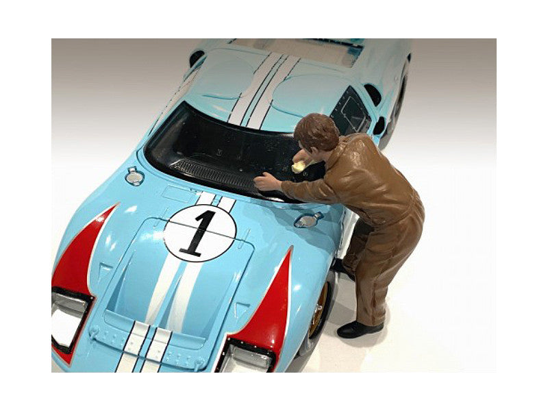"Race Day 1" Figurine V for 1/18 Scale Models by American Diorama-2