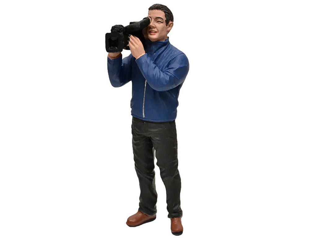 Camera Man Figurine I "Camera Crew" for 1/18 Scale Models by American Diorama-1
