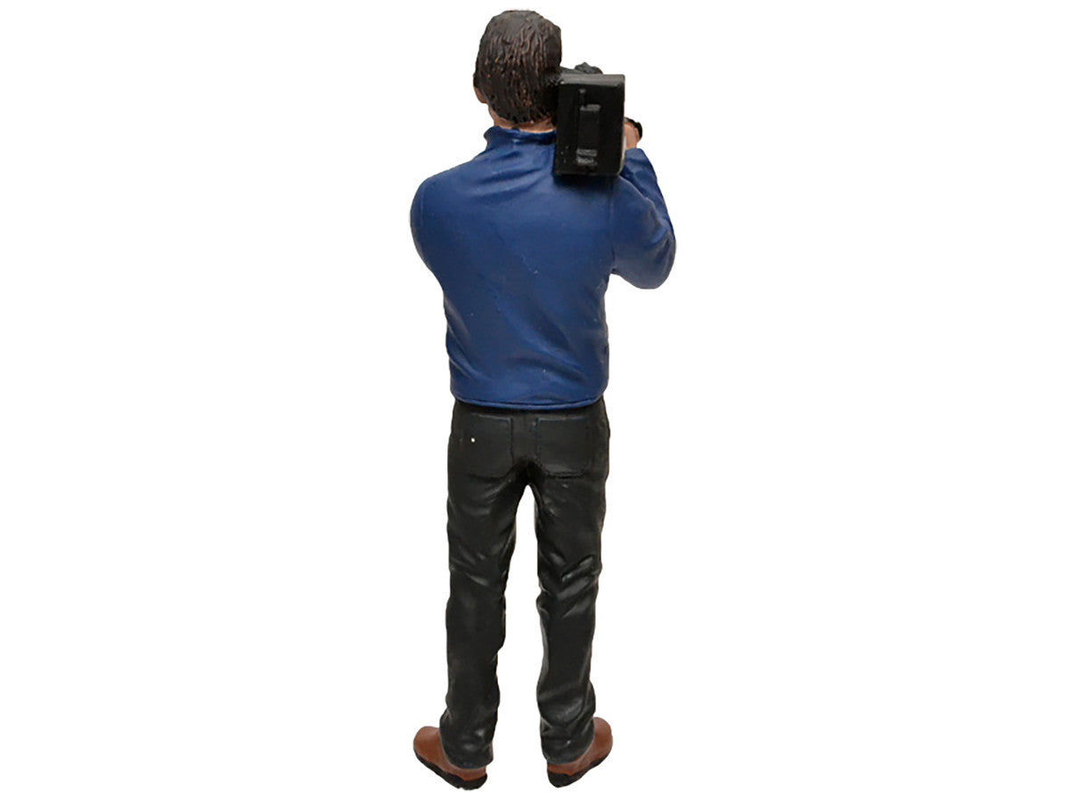Camera Man Figurine I "Camera Crew" for 1/18 Scale Models by American Diorama-2