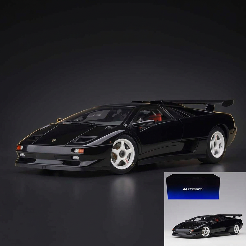 AUTOart 1:18 Lamborghini Diablo SV-R Deep Black