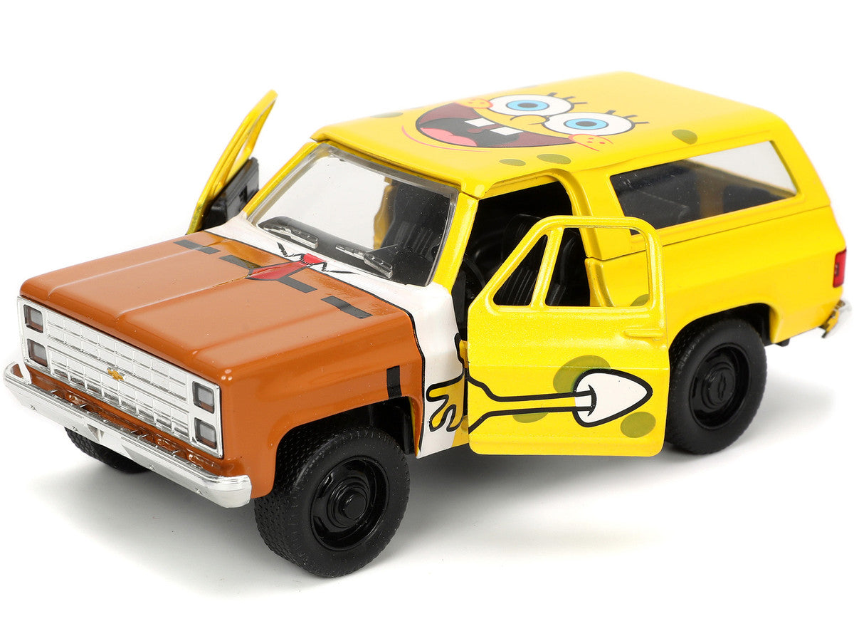 1980 Chevrolet K5 Blazer with SpongeBob SquarePants Diecast Figurine "Hollywood Rides" Series 1/32 Diecast Model Car by Jada-1