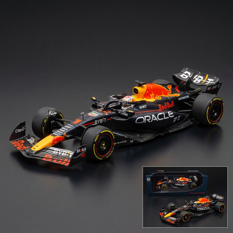 Minichamps 1:18 Red Bull RB19 #1 - Verstappen, 2023 Japanese GP Winner