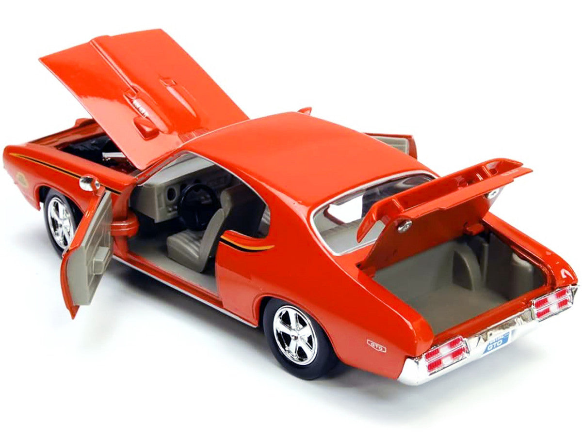 1969 Pontiac GTO Judge Orange with Stripes 1/24 Diecast Model Car by Motormax-2