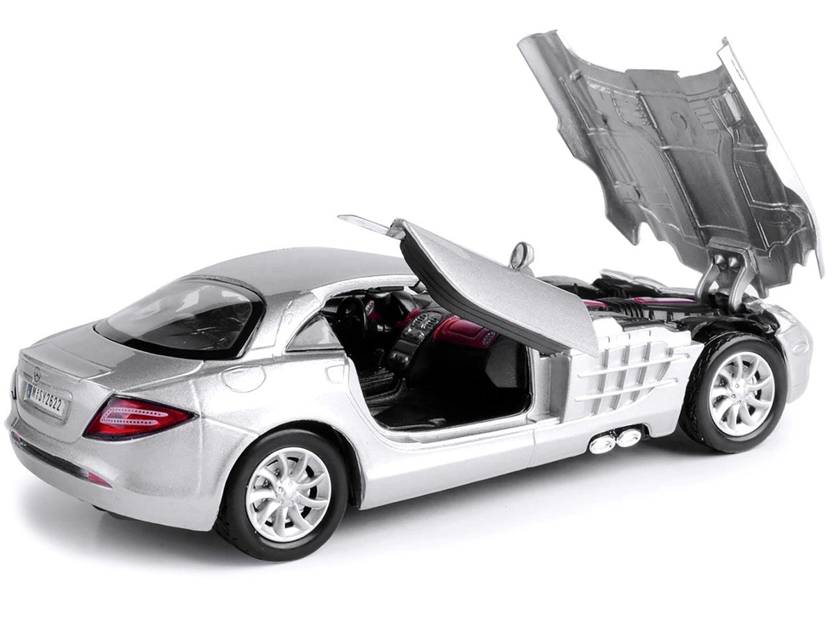 Mercedes McLaren SLR Silver 1/24 Diecast Model Car by Motormax-0