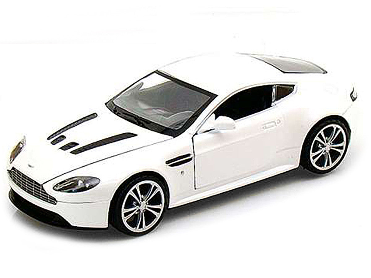 Aston Martin V12 Vantage Pearl White 1/24 Diecast Car Model by Motormax-1
