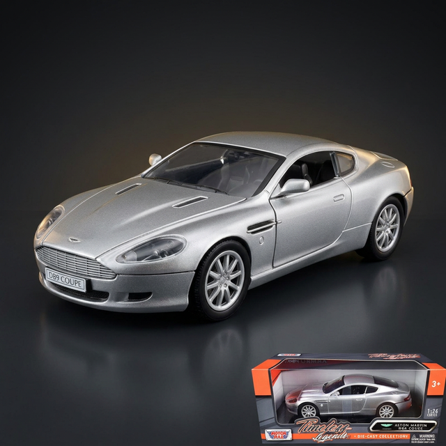 Motormax 1:24 Aston Martin DB9 Coupe Silver Metallic
