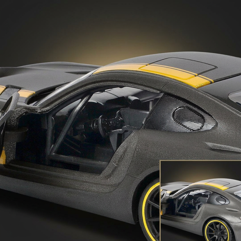 Motormax 1:24 Mercedes AMG GT3 #1 Matte Gray with Yellow Stripes "GT Racing"