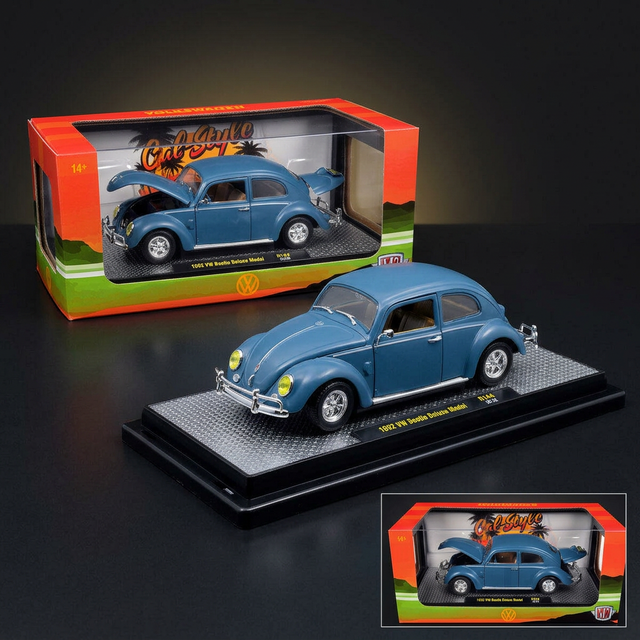 M2 Machines 1:24 1952 Volkswagen Beetle Deluxe – Matte Blue